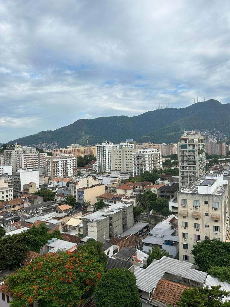 Completo Em Isabel Com Garagem Apartemen